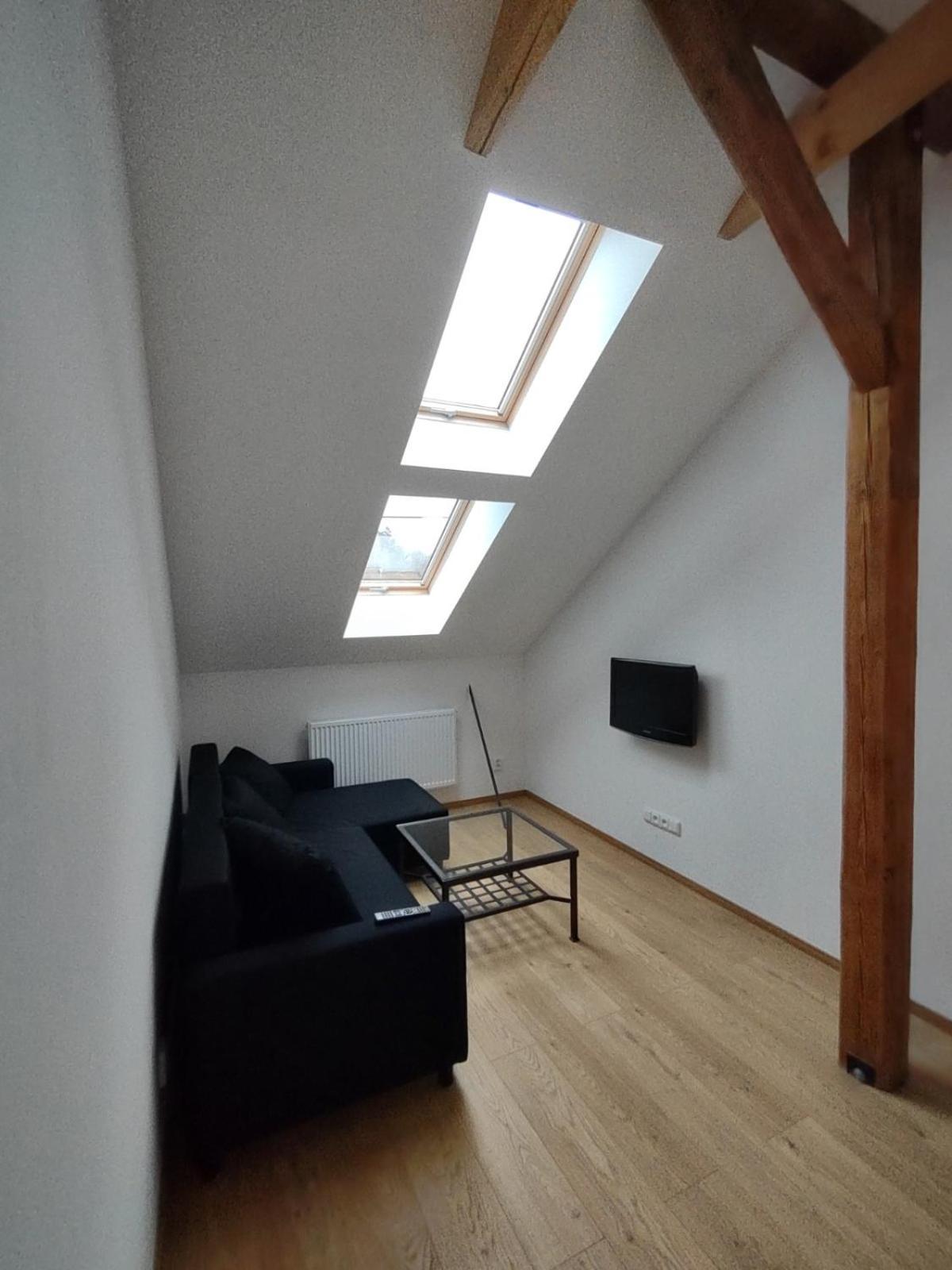 Železnice Pekloveske Apartmany V Ceskem Raji מראה חיצוני תמונה